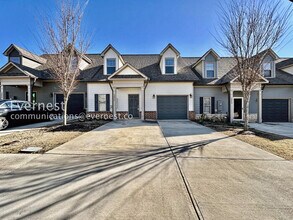 Building Photo - 3845 Valley View Ct