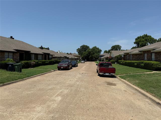 Building Photo - 2023 Minnie Dr