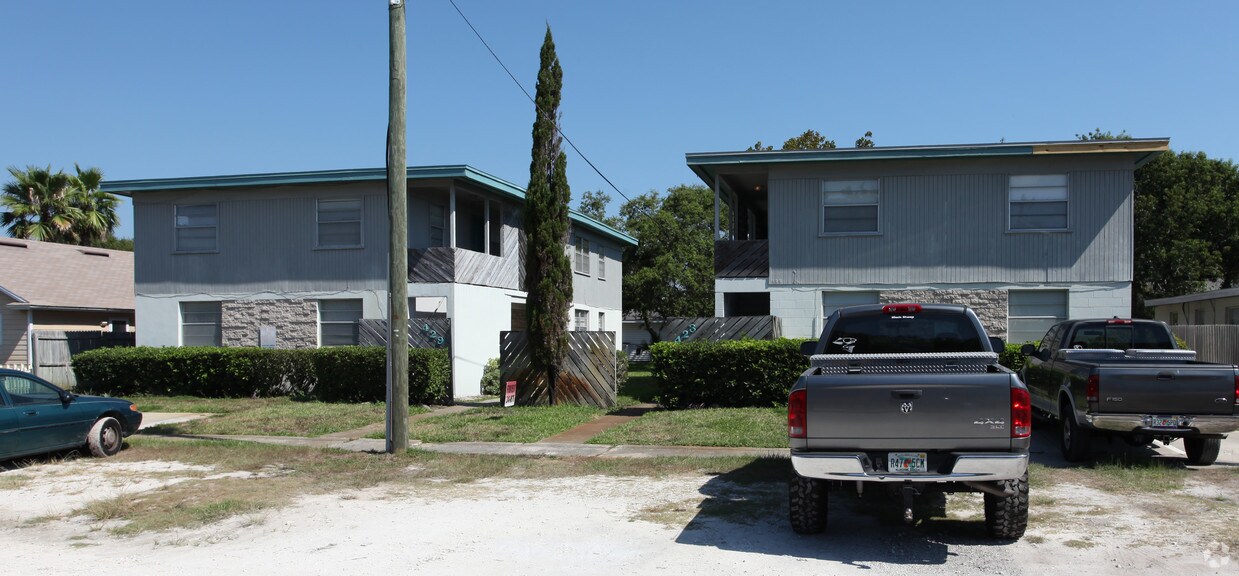 Building Photo - 423-429 9th Ave N