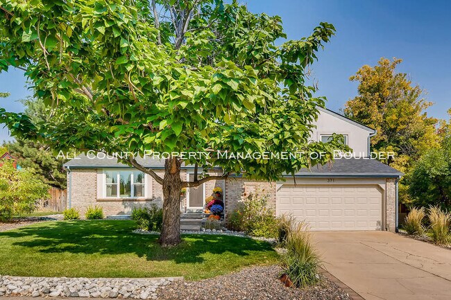 Building Photo - Beautiful Single Family Home in Louisville!