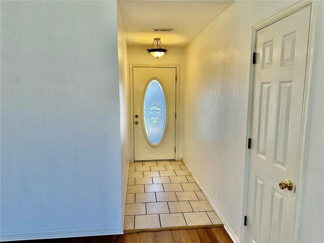 Foto del edificio - 516 Wildwood St