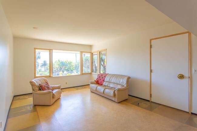 Sala de estar - 2020 La Brea Terrace