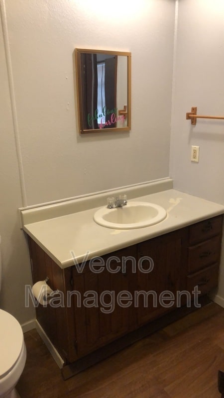 Foto del edificio - 201 S Preston Rd