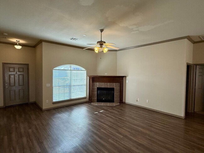 Foto del edificio - Gorgeous Four Bedroom Home in Scissortail Landing of Edmond