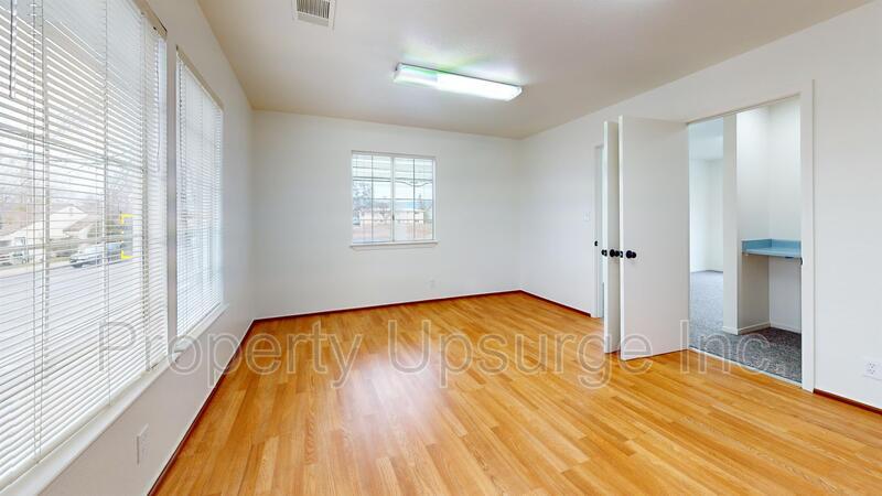 Primary Photo - 2351 Washington Ave