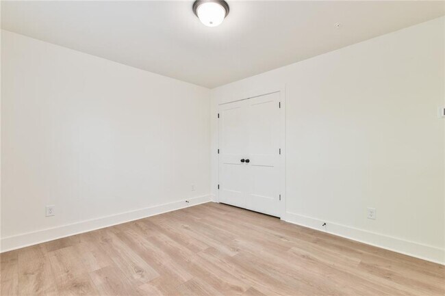 Foto del edificio - 235 Firefly Cir