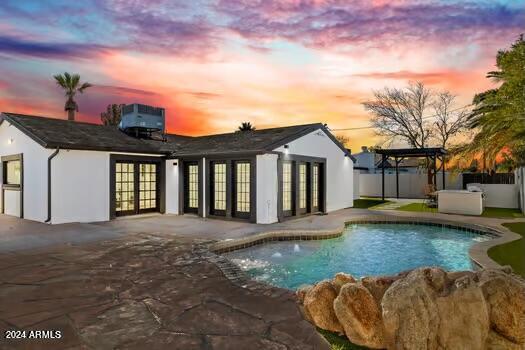 Foto principal - 8346 E Roma Ave