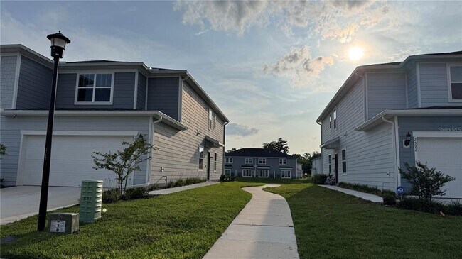 Building Photo - 2588 Bright Jewel St