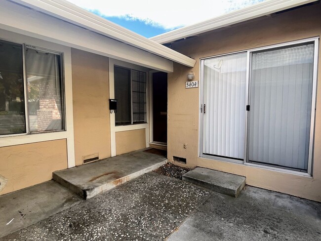 Building Photo - 3 BD/2 BA Duplex in Santa Clara - Newly Re...