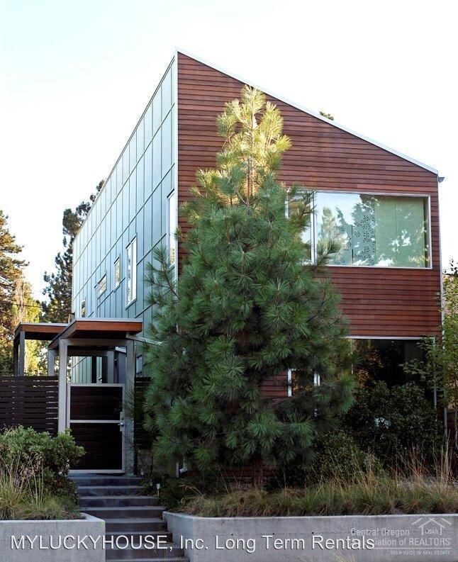 Foto principal - 1229 NW Newport Ave