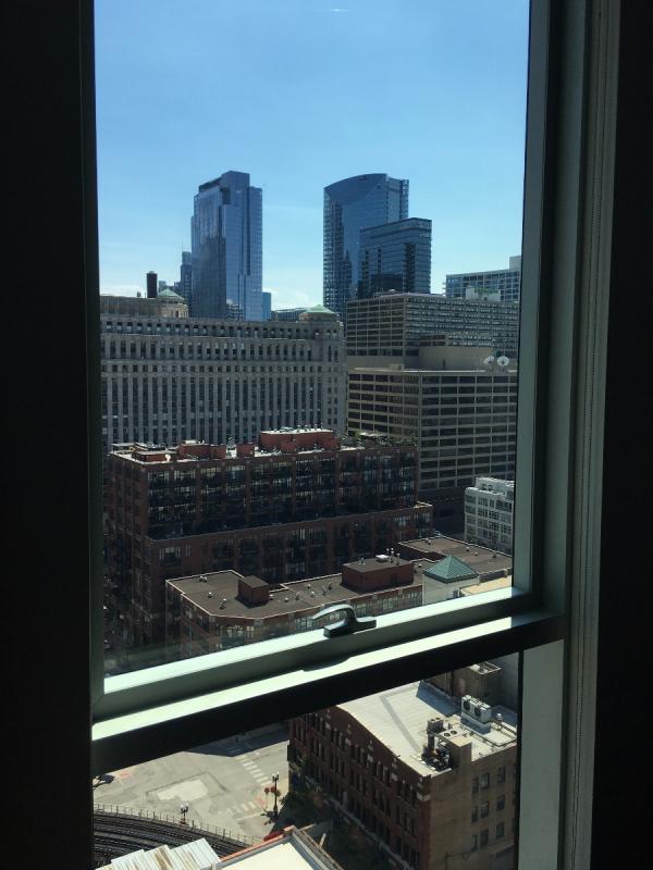 Building Photo - 220 W Illinois St