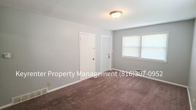 Foto del edificio - 2 Bed 1 Bath ready to rent! $1100