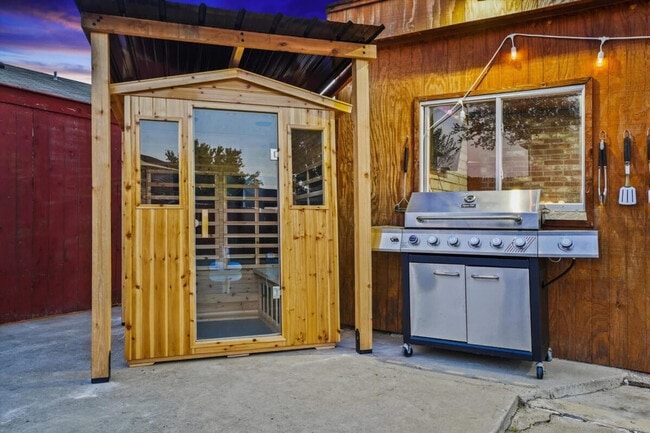 Foto del edificio - 2952 Barberini Dr