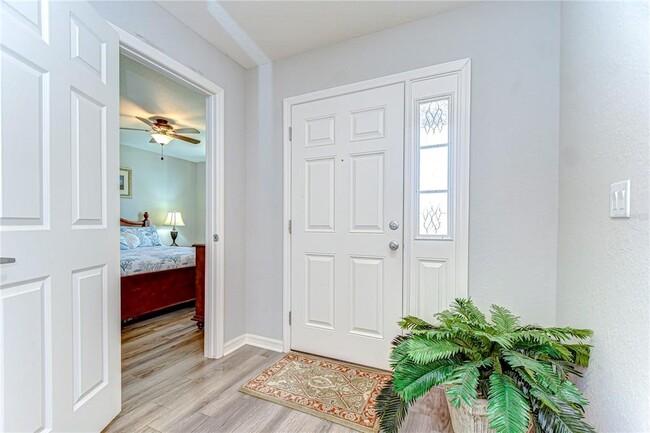 Foto del edificio - 6731 Castle Green Pl