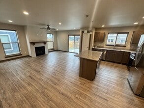 Building Photo - 1309 Fozzie Ln