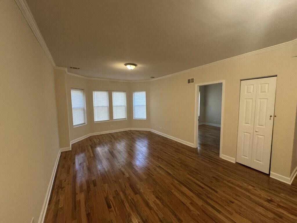 Primary Photo - 2257 W Rosemont Ave