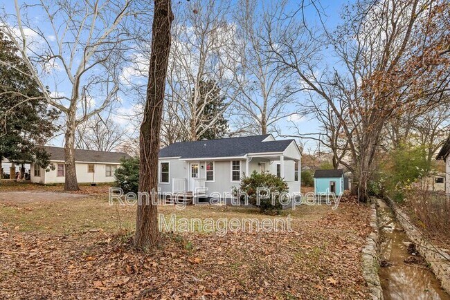 Building Photo - 125 Kentwood Ave