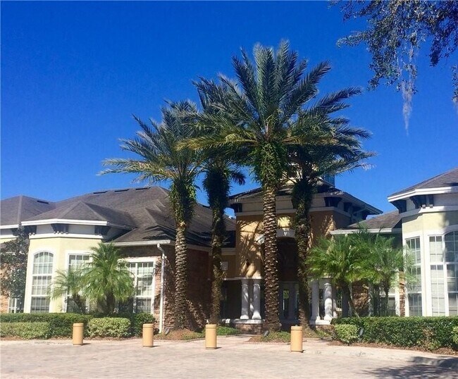 Building Photo - 10029 Courtney Palms Blvd