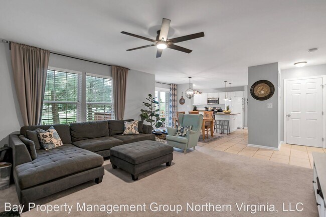Foto del edificio - 4 br, 2.5 bath House - 44261 COBHAM STATIO...