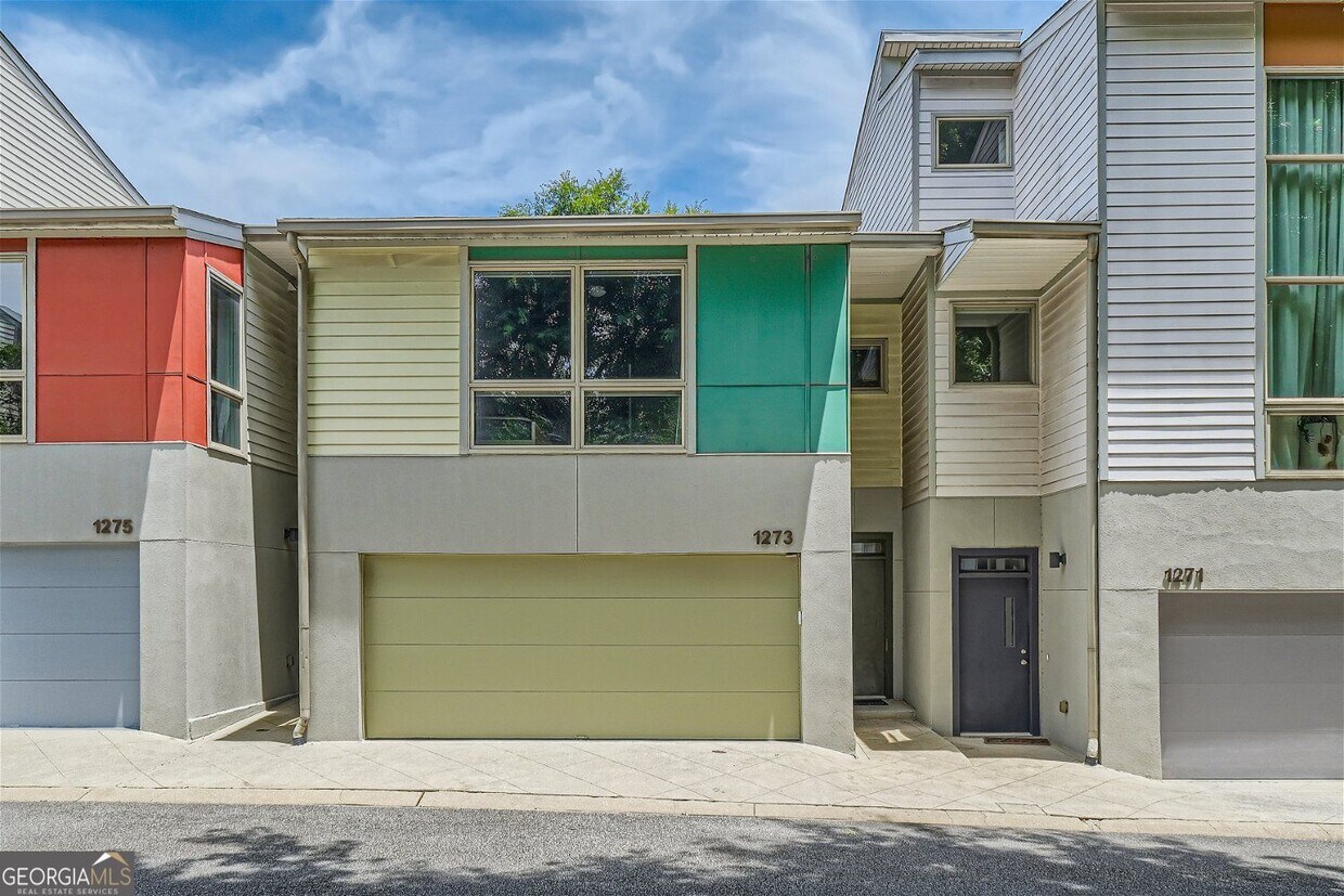 Primary Photo - 1273 Eames Green NW