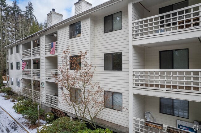 Exterior - Forrest Villa Apartments
