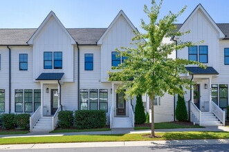 Building Photo - 4909 Madone Dr