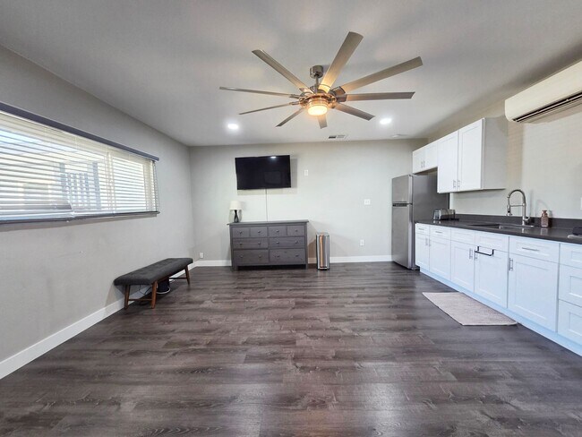 Building Photo - Private Studio | Utilities & Wi-Fi Included