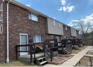Building Photo - 442 Brierly Ln