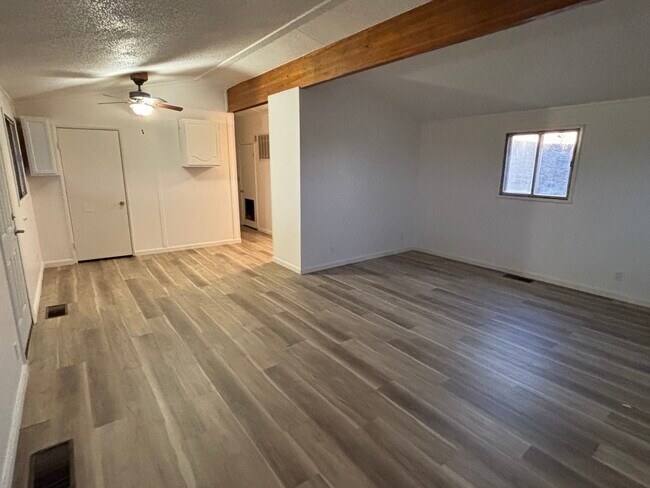 Foto del edificio - 425 8th Ave W