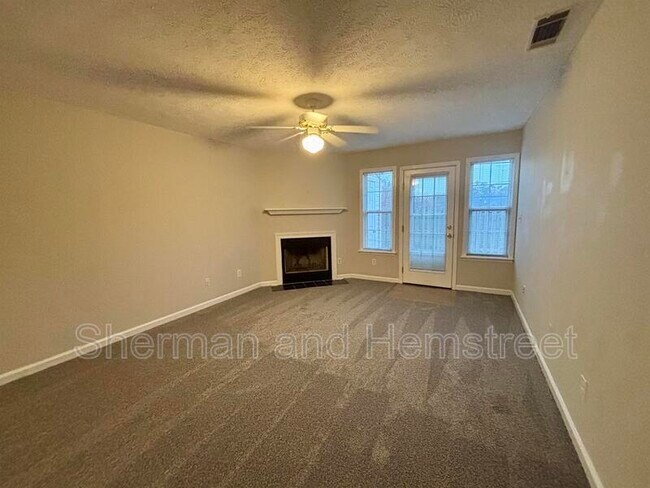 Foto del edificio - 802 Fripp Ct