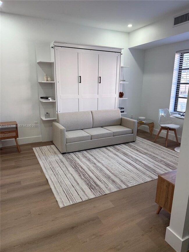 Building Photo - 1619 Jefferson Ave