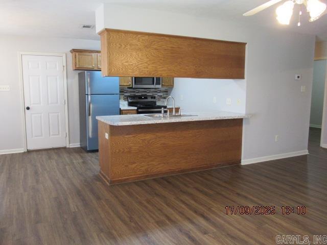 Building Photo - 1320 Pyramid Dr