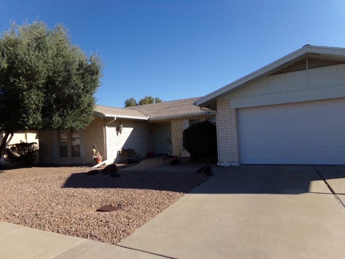 Primary Photo - Sunland Village 55+ Community