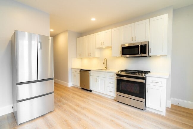 Foto del edificio - 326 Hurley St