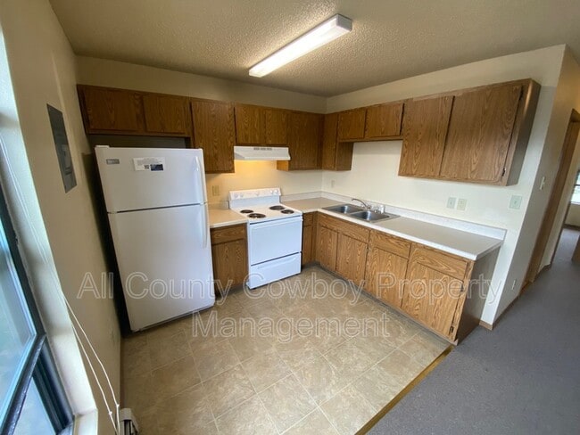 Building Photo - 3338 Joanna Brunner St