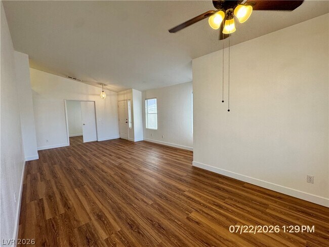 Foto del edificio - 1833 Sierra Hills Way