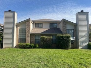 Building Photo - 4371 Hulen Cir E