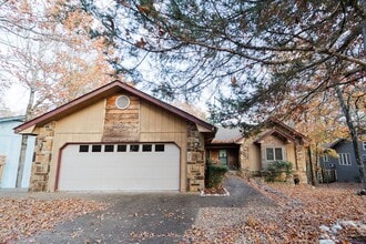 Building Photo - 33 Encantado Way