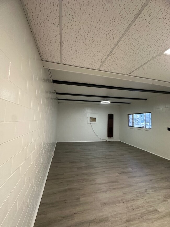 Foto del edificio - 103 S 8th St