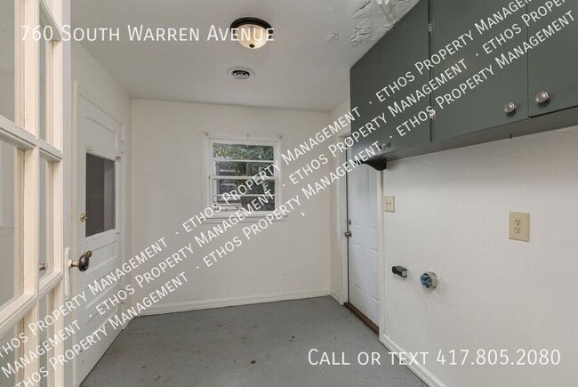 Building Photo - 760 S Warren Ave