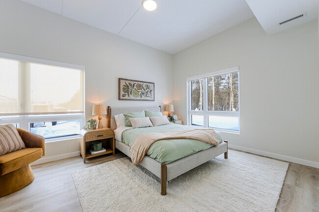 Photo du bâtiment - Spencer Place Apartments