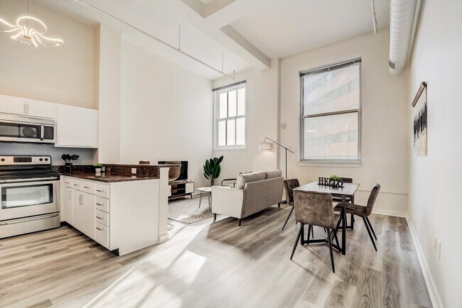 Foto del edificio - 50 N Illinois St