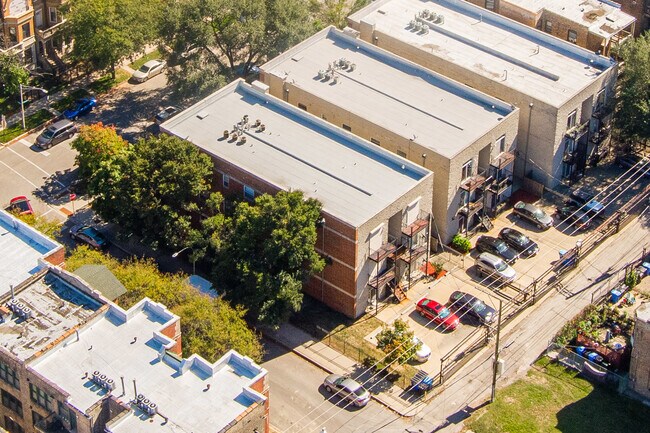 Foto del edificio - 4902 S Vincennes Ave