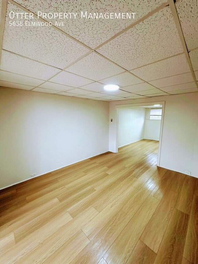 Building Photo - 5638 Elmwood Ave