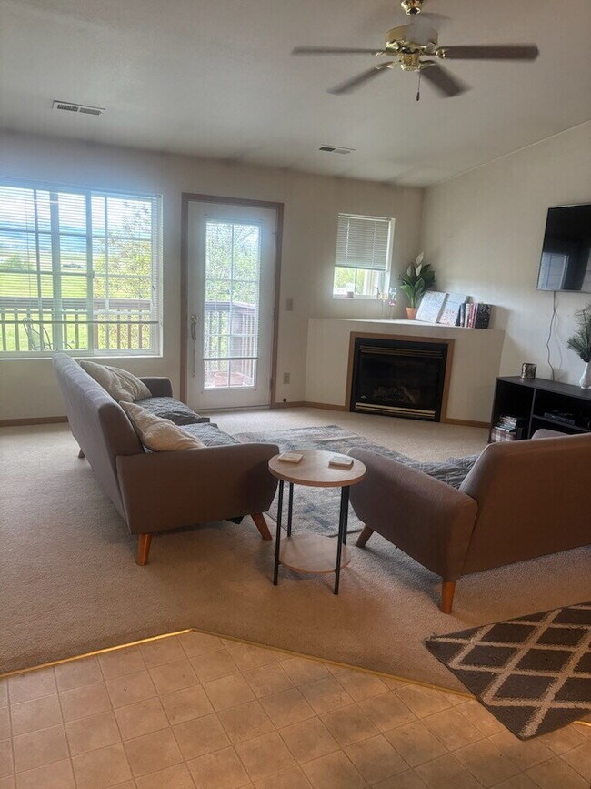 Foto del edificio - 3505 Fallon St