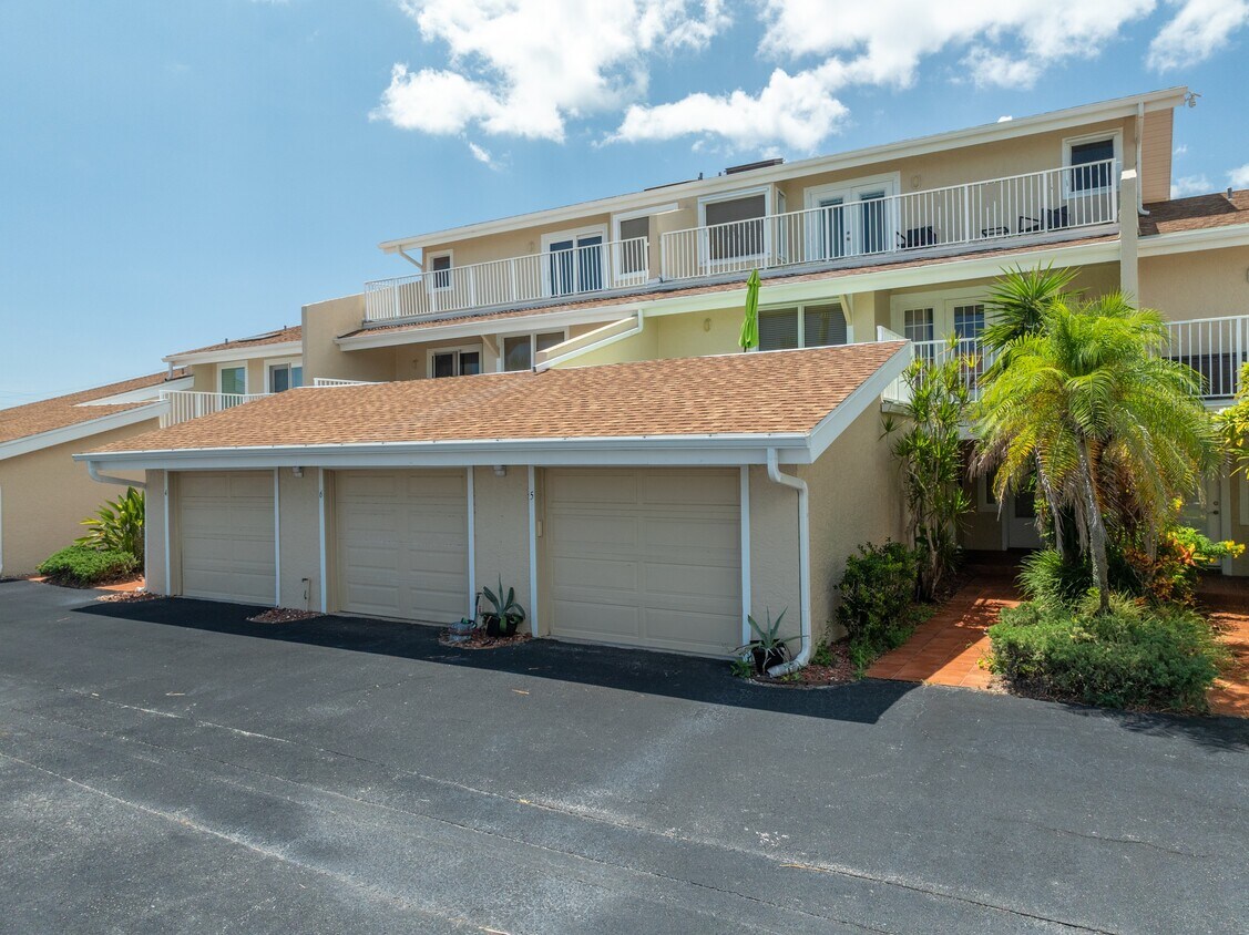 Foto principal - 105 La Costa St