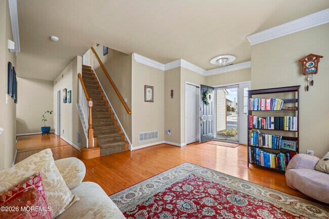 Foto del edificio - 58 Brownstone Rd