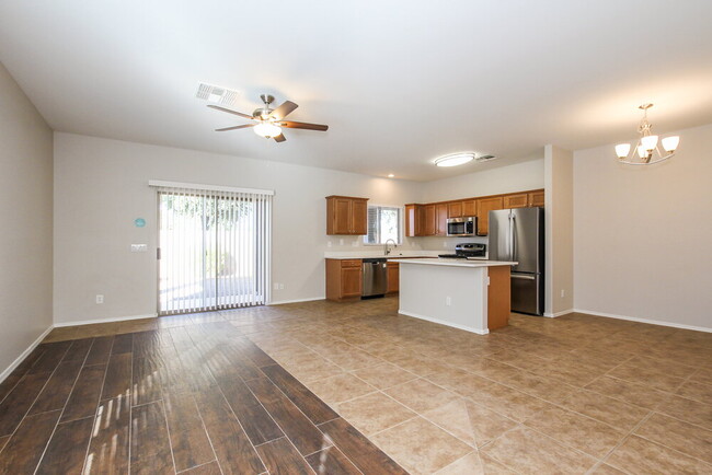 Foto del edificio - 17772 W Caribbean Ln