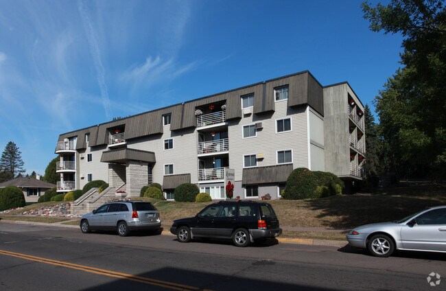 Foto del edificio - Lesterwood Apartments