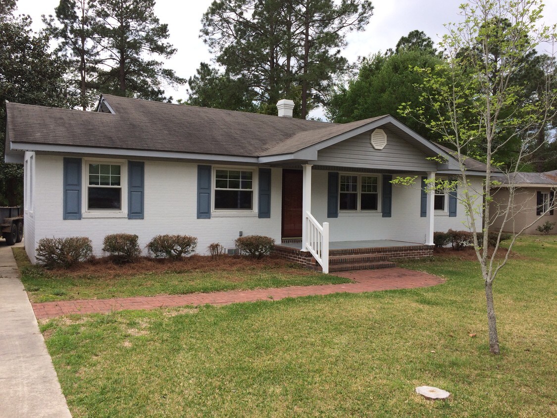 302 Catherine Ave, Statesboro, GA 30458 House Rental in Statesboro